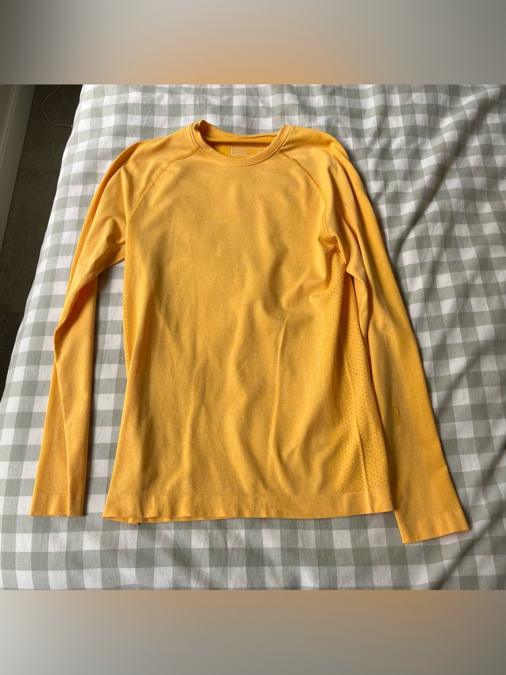 Figs Men's Emergency Yellow Long Sleeve Underscrub Top